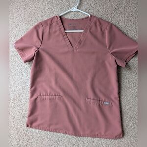 FIGS Women's Casma Three Pocket Scrub Top